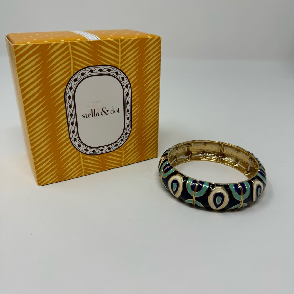 Stella & Dot Haddie Bangle